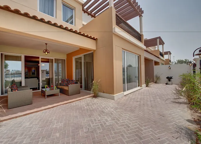 J5 Villas Holiday Homes Barsha Gardens Dubai